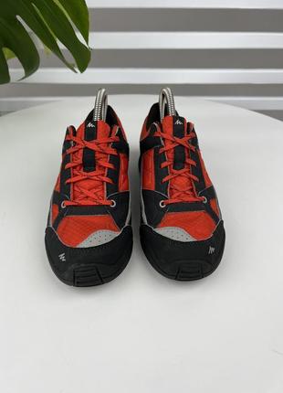 Оригинальные кроссовки quechua waterproof2 фото