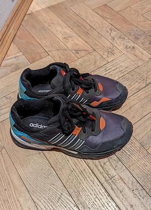 Adidas yung-96 ee8811 42 2/3