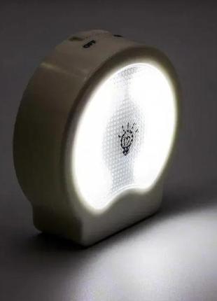 Светодиодный светильник-лампа hy-901 на батарейках (3хааа) с магнитом белый7 фото