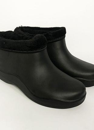 Черевики жіночі утеплені на хутрі. 40 розмір. колір: чорний