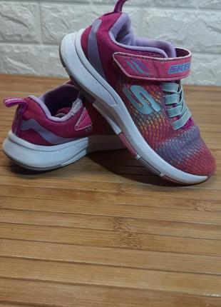 Кроссовки skechers