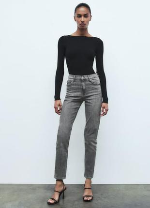 Прямые серые джинсы slim fit с высокой посадкой zara - 34, 36, 38