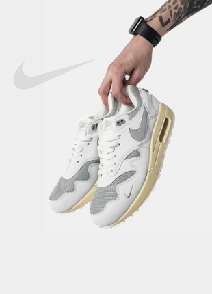 Жіночі шкіряні весняні кросівки nike air max x patta.