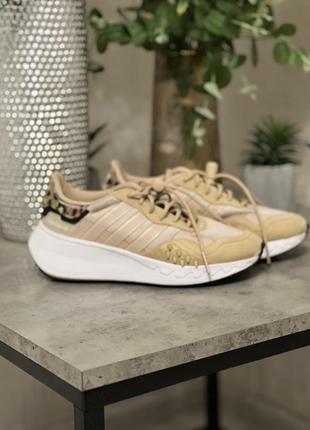 Женские кроссовки кроссовки adidas wmns choigo 'animal print - pale nude', коричневый