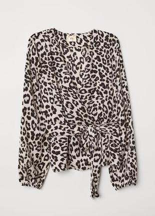 Сорочка блуза в анімалістичний принт на запах у леопардовий принт h&m p.40-423 фото