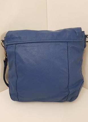 Стильная кожаная сумка crossbody красивого синего цвета4 фото