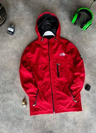 Топова вітровка tnf
