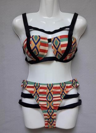 Классный раздельный купальник push-up высокие трусики в орнамент