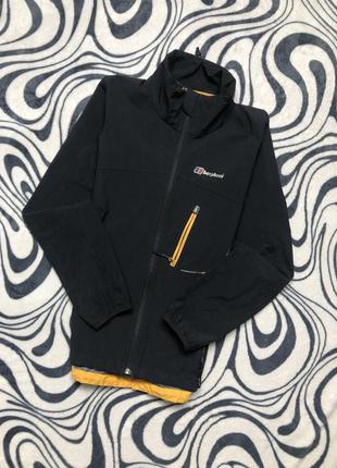 Софтшелл куртка berghaus