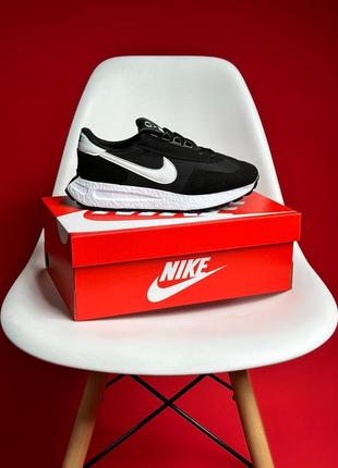 Чоловічі кросівки nike boost sneakers black/white