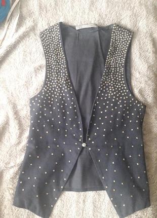 Жилєтка zara