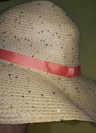 Солом'яний капелюх з широкими полями і паєтками3 фото