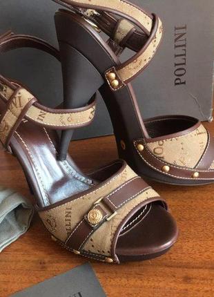 Pollini стильные босоножки, новые