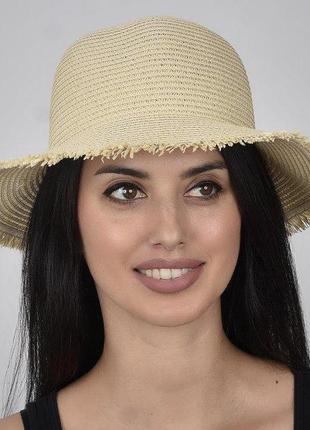 Женская соломенная солнцезащитная шляпа светло - бежевая с бахромой (54-58)