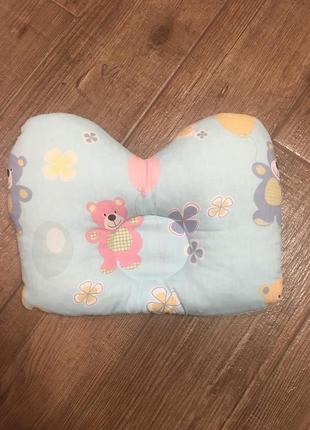 Подушка бабочка для новорожденных1 фото