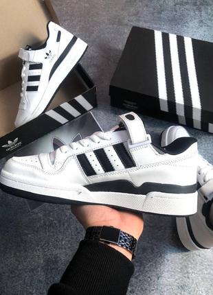 Adidas forum low white-black