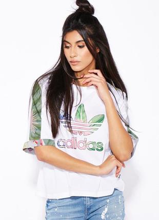 Неотразимая летняя женская стильная футболка adidas t-shirt woman train cuff white fantasy7 фото