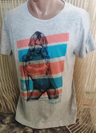 Стильна катонова фірмова футболка бренд.tom tailor.м.