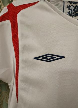 Шикарна футболка збірної англії від umbro оригінал на 6-7 років4 фото