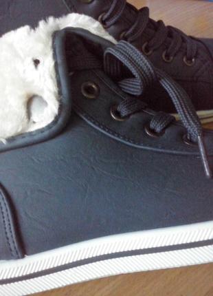Теплі черевики на хутрі темно-снего кольору kollache3 фото