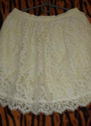 Юбка золотисто-желтая кружевная,р.6,66%коттон,34%пол-р.