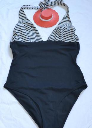Чорний купальник з чорно-білою смужкою треуголка/ чашка - a/b)