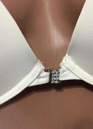 Бюстгальтер на поролоне пуш-ап лиф push-up на косточках планж впереди застежка р.80с