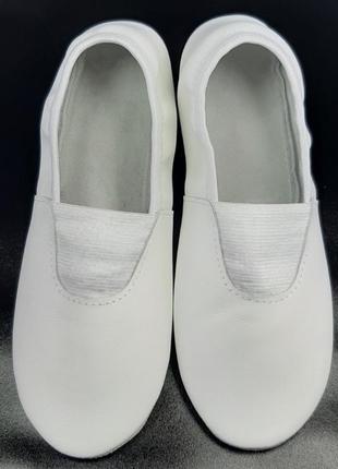 Чешки белые черные черные синие бежевые золотые серебряные