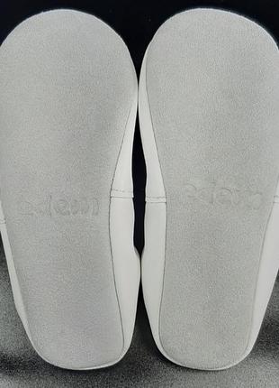 Чешки белые черные черные синие бежевые золотые серебряные