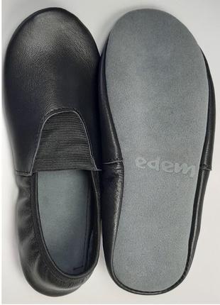 Чешки белые черные черные синие бежевые золотые серебряные