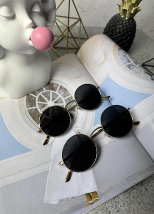Круглые солнцезащитные очки. чёрные в серебряной оправе. унисекс1 фото