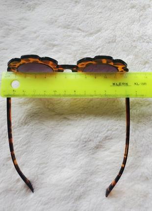 Дитячі сонцезахисні леопардові окуляри для дівчинки 2 3 4 роки дуже модні та стильнв6 фото