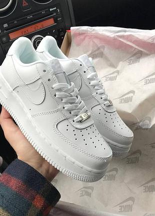 Женские кроссовки nike air force 1 low white