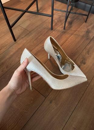Свадебные туфли badgley mischka