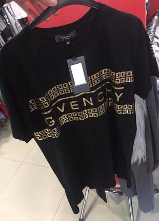 Скидка -50%. мужские футболки