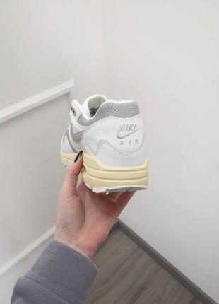 Женские кожаные весенние кроссовки patta x nike air max 1 white4 фото