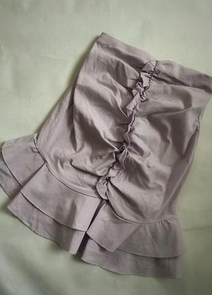 Шикарная лавандовая юбка с баской по низу и стяжкой по центру5 фото