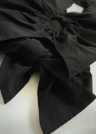Розкішний чорний топ під сорочку, з довгими зав'язками3 фото
