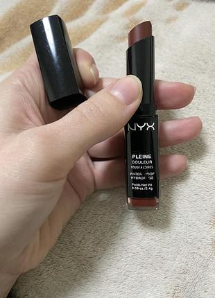 Помада nyx