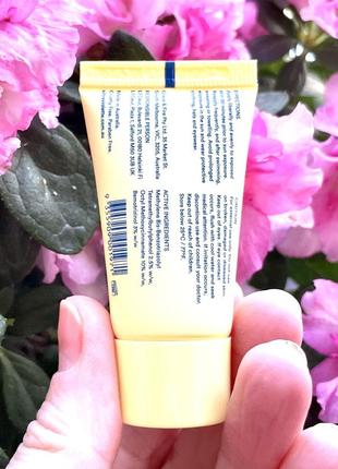 Солнцезазисна сироватка для обличчя spf 50+ queen screen luminising sun serum ultra violette 15 ml2 фото