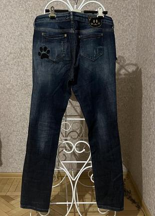 Стильные джинсы с принтом кошки4 фото
