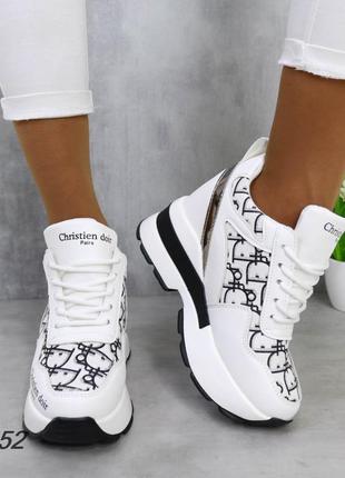 Кроссовки сникерсы 60052