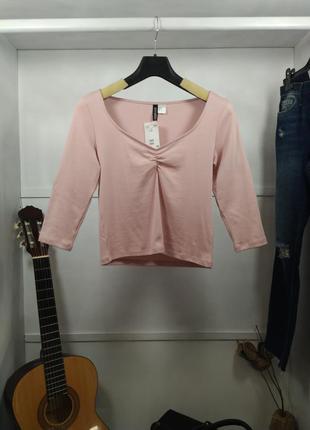 Кофта бледно розовая с глубоким декольте