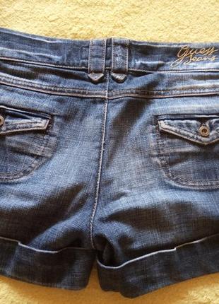 Шорти guess