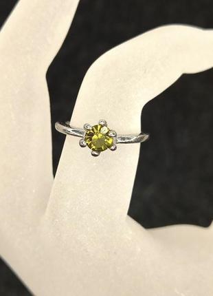 Перстень корона з зеленим кристалом 16, 17 р-р