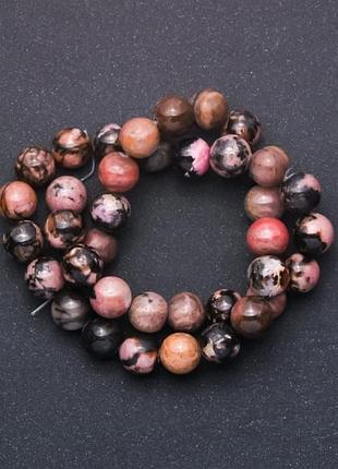 Бусины из натурального камня родонит гладкий шарик d-10мм нитка l-+-38см