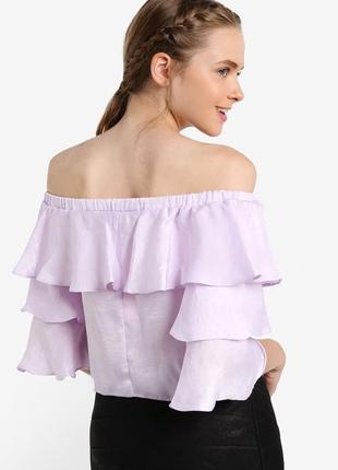 Нежная лиловая блуза со спуском на плечи4 фото