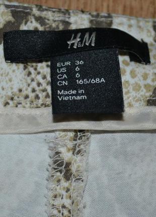 Короткі шорти з модним принтом від h&m р. s(6)5 фото