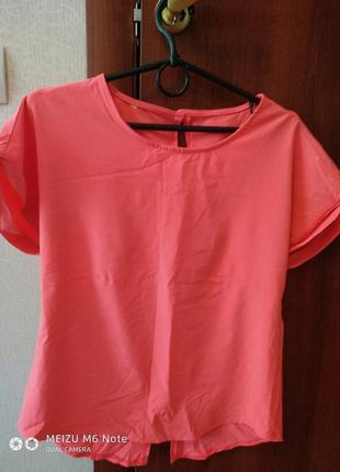 Блуза нарядная малина