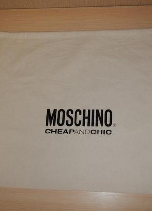 Сумка пильовик moschino
